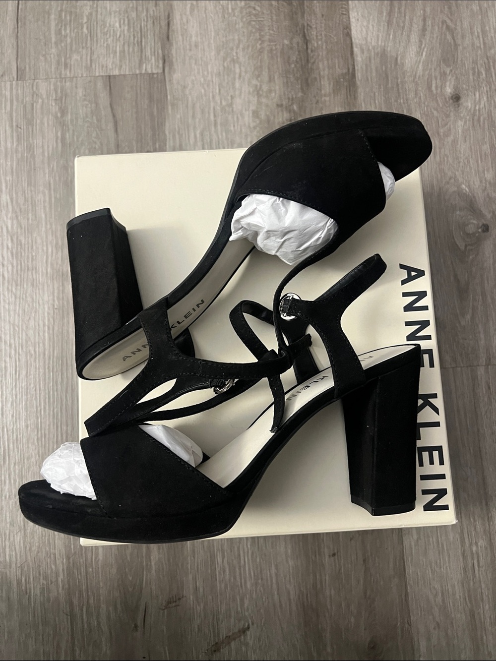 Women’s Ann Klein heels Black sz 9.5